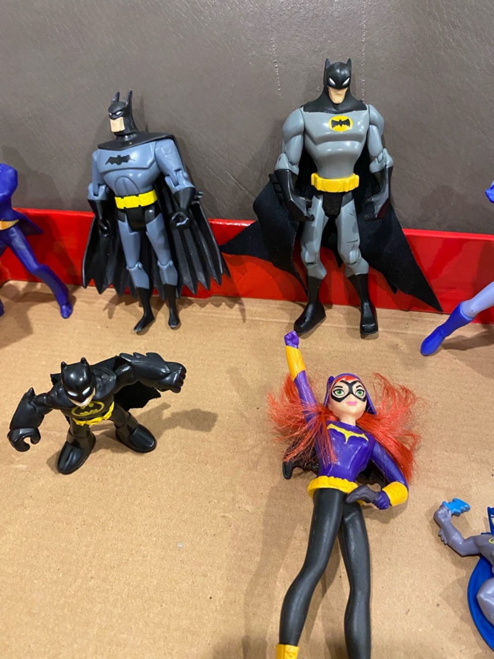 13 Batman Figure Lot DC Comics Joker Batgirl Batmobile Mixed Bundle Toys - Picture 4 of 5
